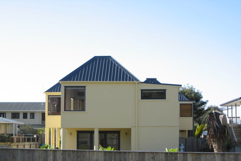 Photo of property in 337 Pohutukawa Avenue, Ohope, 3121