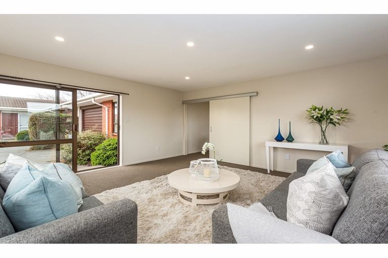 Photo of property in 1/127 Reynolds Avenue, Bishopdale, Christchurch, 8053