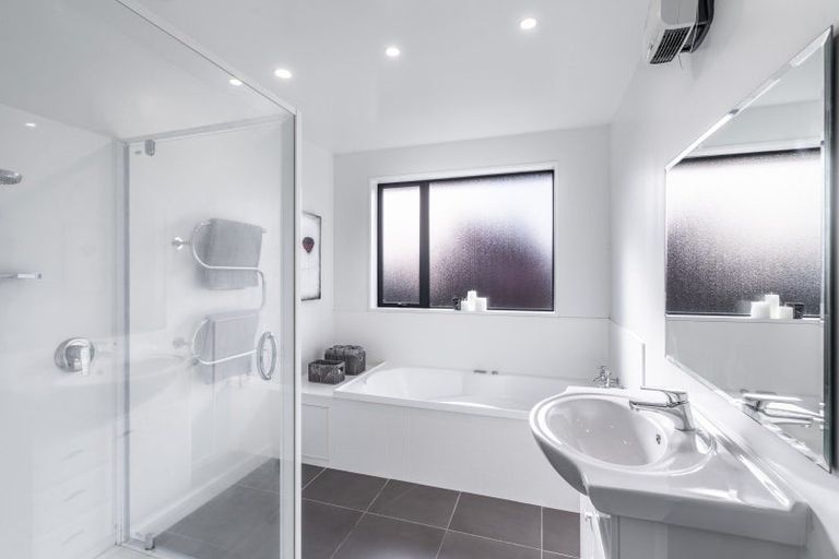 Photo of property in 9 Niddry Crescent, Winton, 9720