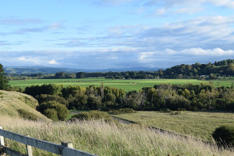 Photo of property in 392a Black Rock Road, Te Ore Ore, Masterton, 5886