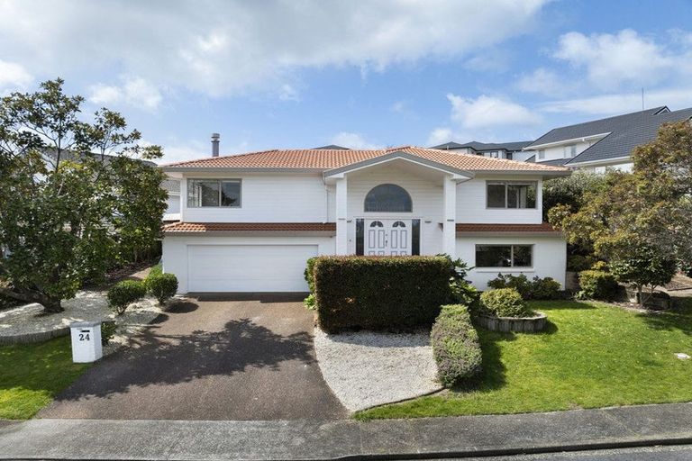Photo of property in 24 Kenmure Avenue, Forrest Hill, Auckland, 0620