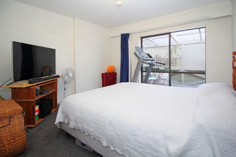 Photo of property in 2/37 Hillside Road, Papatoetoe, Auckland, 2025