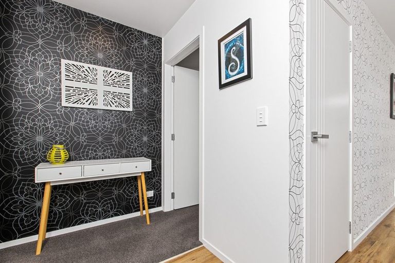 Photo of property in 23 Tarata Grove, Lansdowne, Masterton, 5810