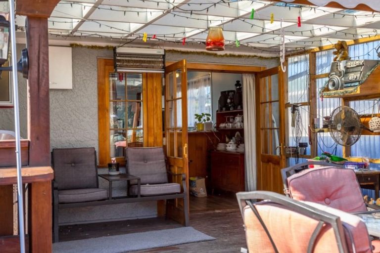 Photo of property in 11 Madden Place, Solway, Masterton, 5810