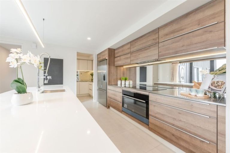 Photo of property in 25 Little Gem Road, Hornby, Christchurch, 8025