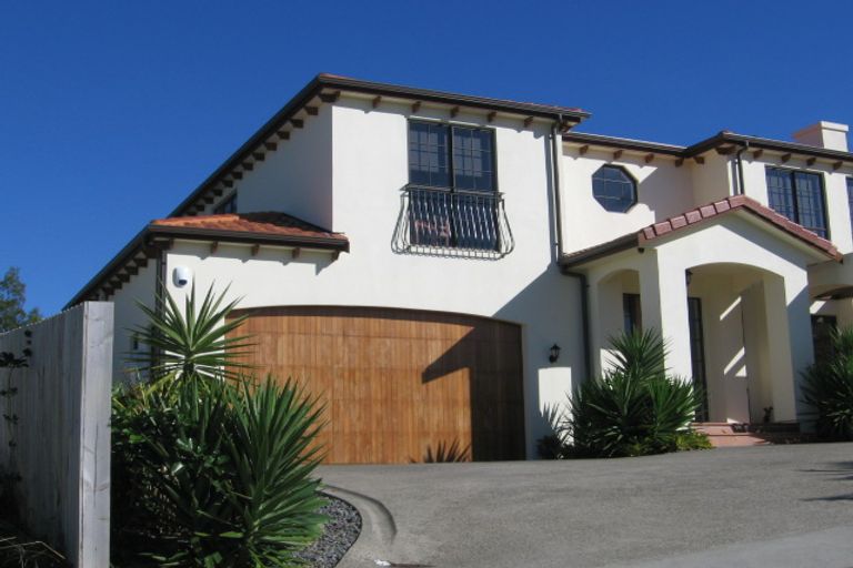 Photo of property in 38 Gold Street, Albany Heights, Auckland, 0632