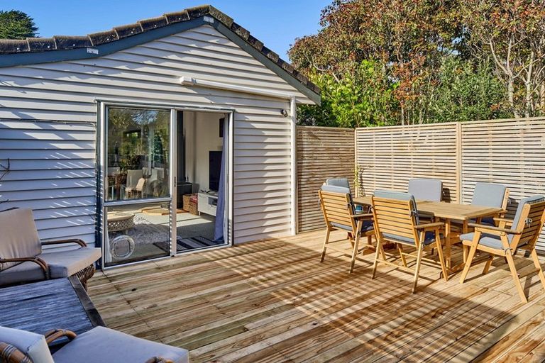 Photo of property in 37 Cluny Road, Plimmerton, Porirua, 5026