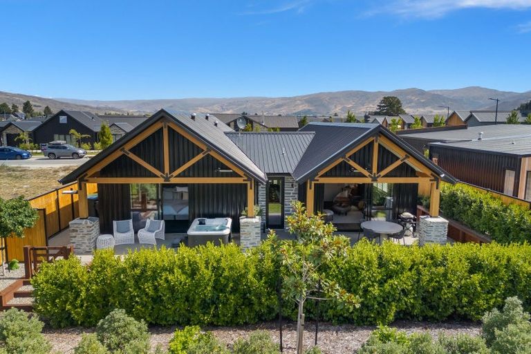 Photo of property in 37 Magnum Drive, Cromwell, 9310