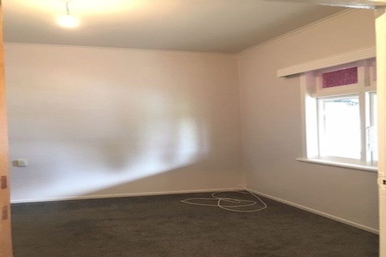 Photo of property in 975 Paerata Road, Paerata, Pukekohe, 2676