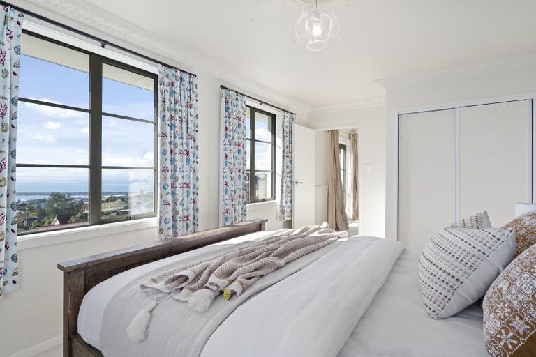 Photo of property in 70 Belleview Terrace, Mount Pleasant, Christchurch, 8081