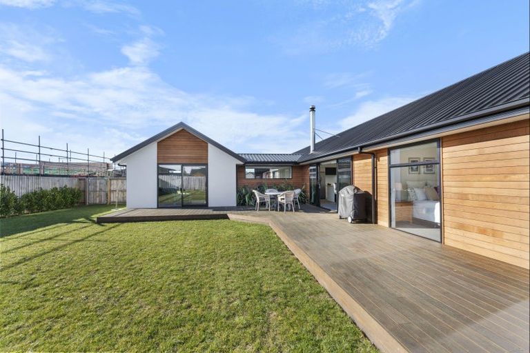 Photo of property in 14 Merino Crescent, Kirwee, 7571