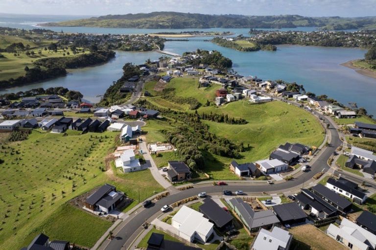 Photo of property in 6 Koromiko Lane, Raglan, 3225