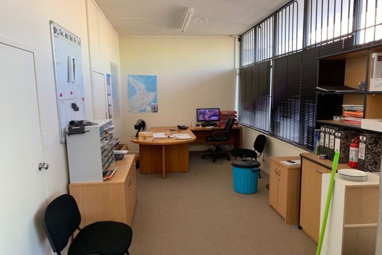 Photo of property in 408 Saint Aubyn Street West, Hastings, 4122