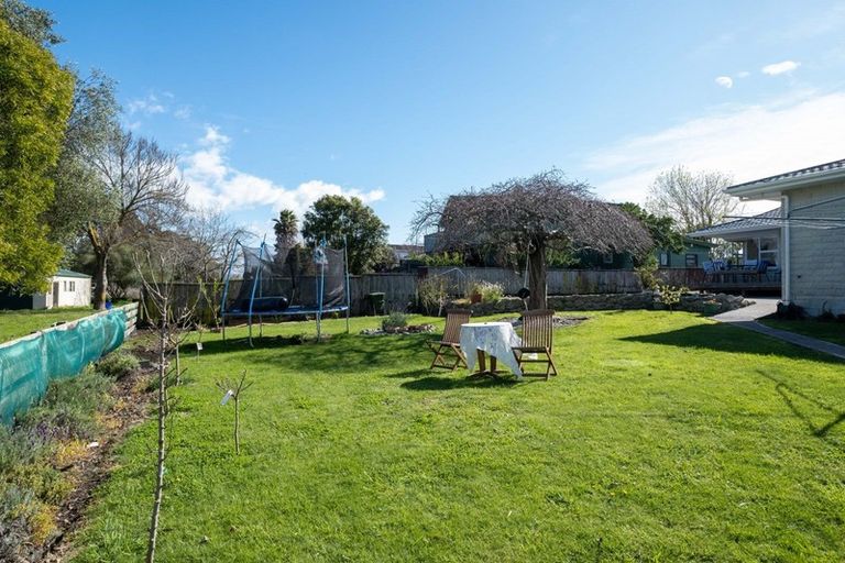 Photo of property in 60 Shrimpton Road, Haumoana, 4102