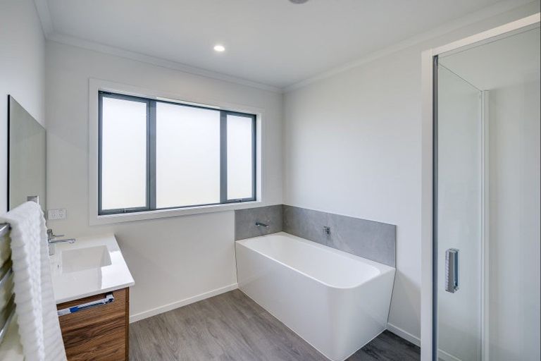 Photo of property in 17 Dinneen Close, Frimley, Hastings, 4120