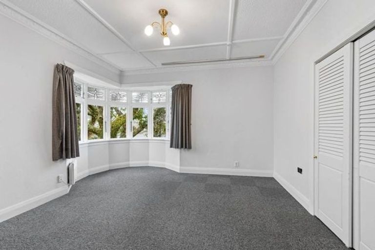 Photo of property in 313 Karori Road, Karori, Wellington, 6012