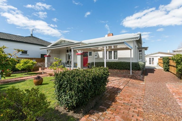 Photo of property in 8 Latham Street, Napier South, Napier, 4110