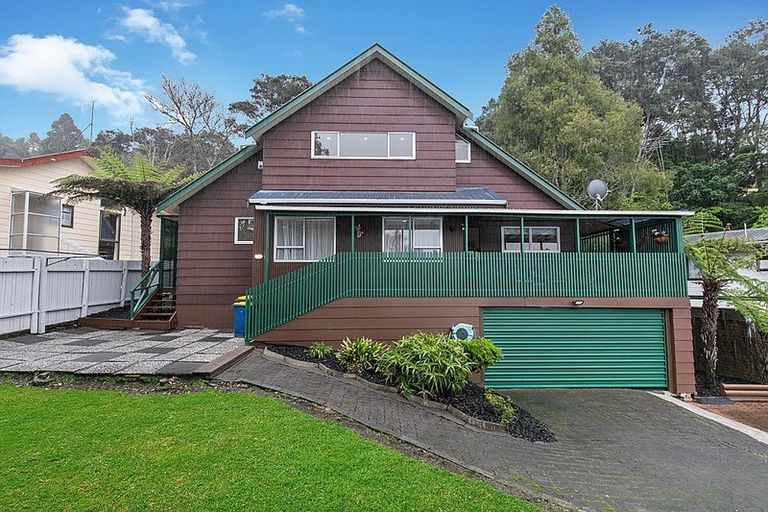 Photo of property in 29 Wirihana Road, Titirangi, Auckland, 0604