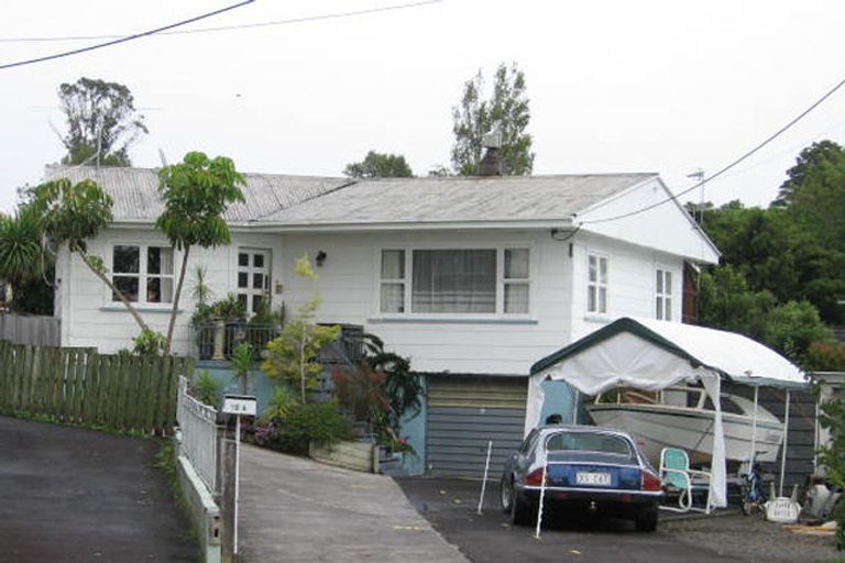 Photo of property in 10a Christina Avenue, Te Atatu South, Auckland, 0602