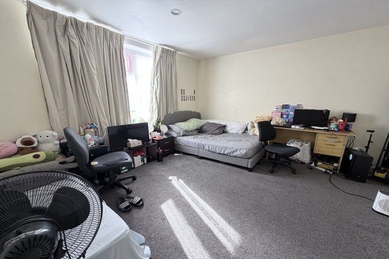 Photo of property in 27 Peverel Street, Riccarton, Christchurch, 8041