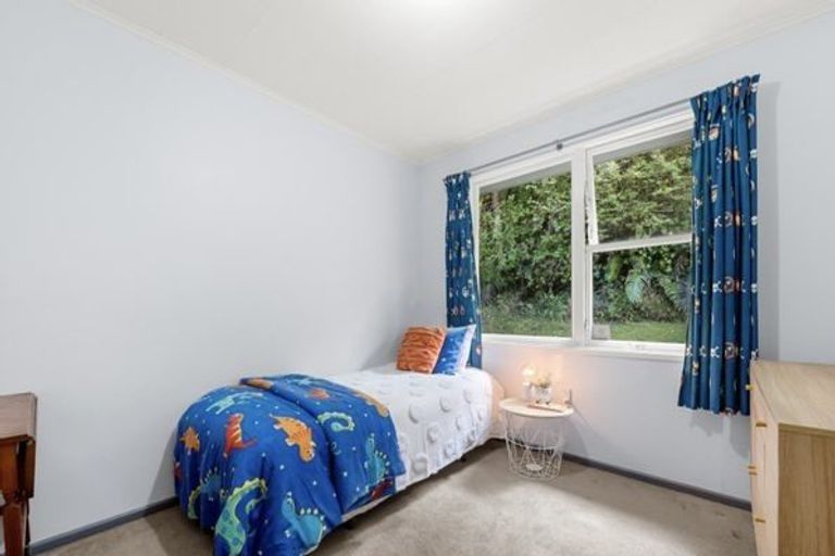 Photo of property in 41 Logie Street, Stokes Valley, Lower Hutt, 5019