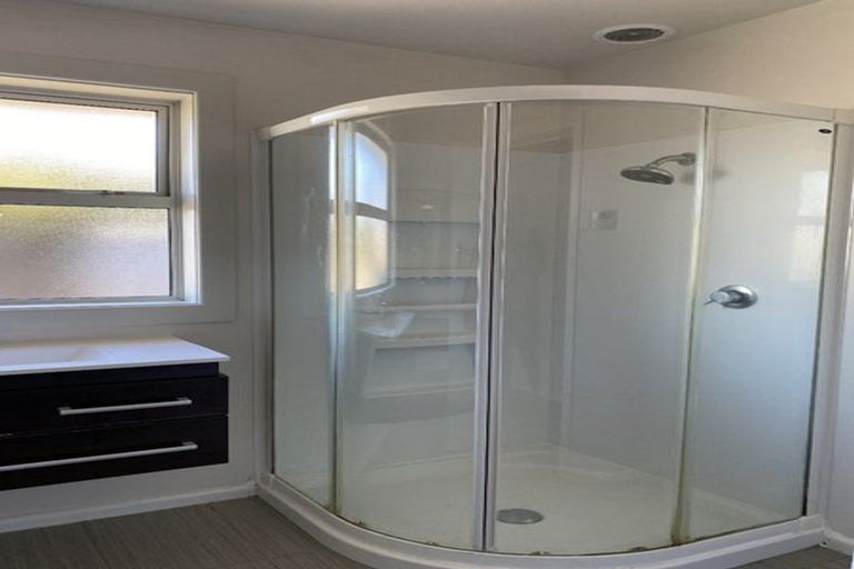 Photo of property in 57 Liverton Crescent, Bishopdale, Christchurch, 8053