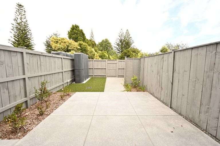 Photo of property in 5 Ngakoro Road, Karaka, Papakura, 2113