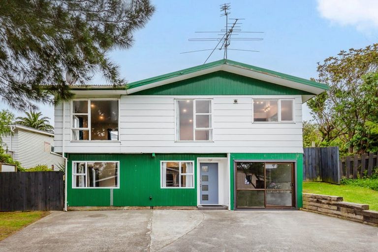 Photo of property in 39 Ayton Drive, Whitby, Porirua, 5024