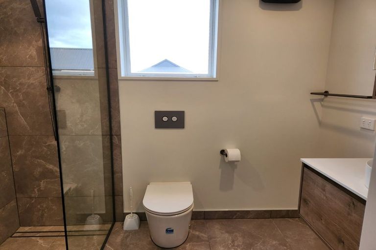 Photo of property in 2/117 Burke Street, Sydenham, Christchurch, 8023