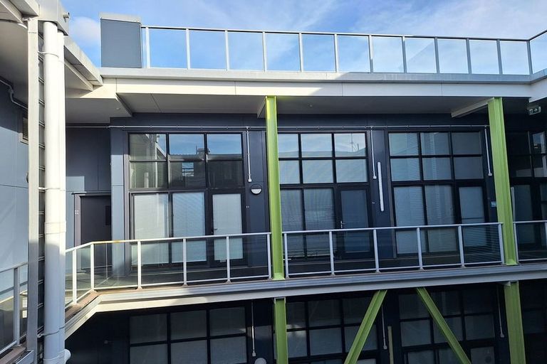 Photo of property in Urbane Apartments, 55/29 Webb Street, Mount Cook, Wellington, 6011