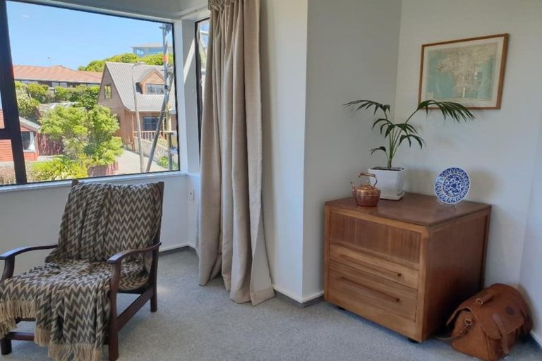 Photo of property in 10a Shastri Terrace, Khandallah, Wellington, 6035