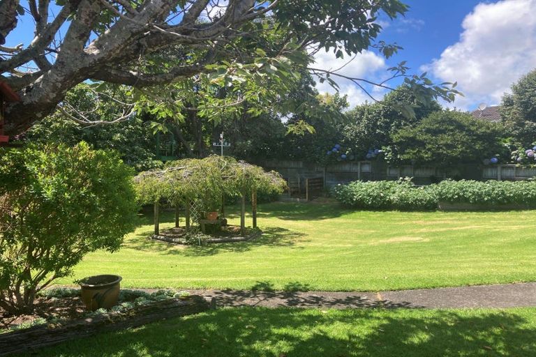 Photo of property in 17 Hutchins Street, Waitara, 4320