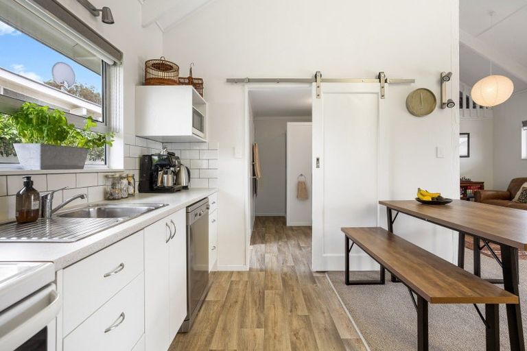 Photo of property in 115a Papanui Road, Whangamata, 3620