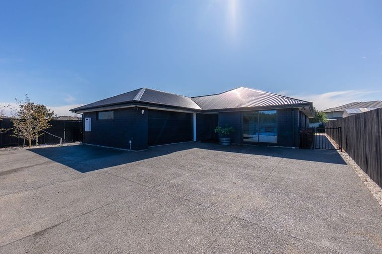 Photo of property in 15 Godwin Grove, Rolleston, 7614