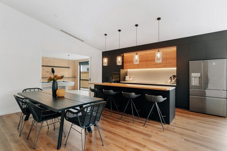 Photo of property in 62 Muster Road, Jacks Point, 9371