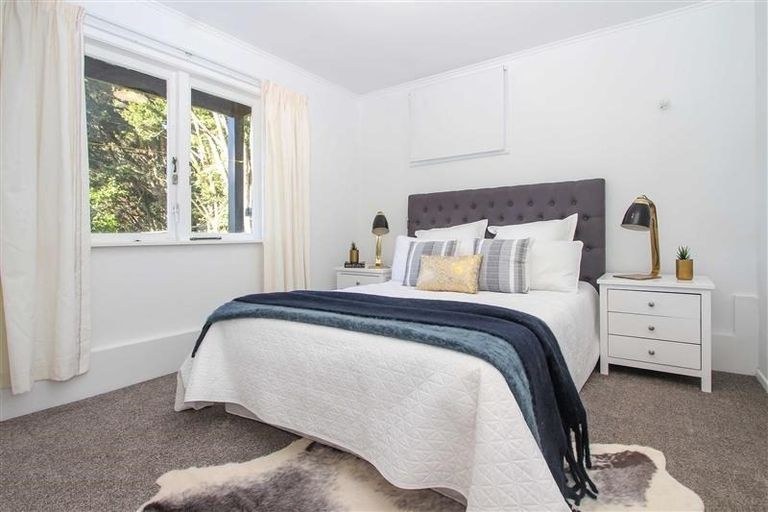 Photo of property in 32 Shetland Street, Glen Eden, Auckland, 0602