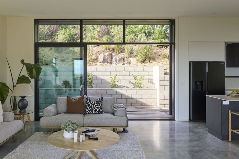 Photo of property in 3 John Monck Lane, Redcliffs, Christchurch, 8081