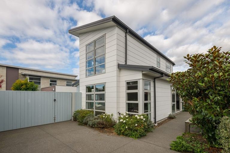 Photo of property in 42a Diamond Avenue, Spreydon, Christchurch, 8024