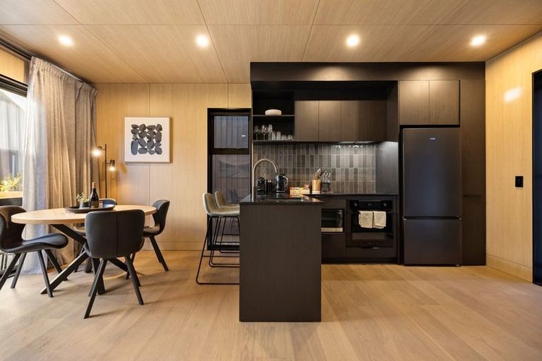 Photo of property in 8 Hall Street, Frankton, 9300