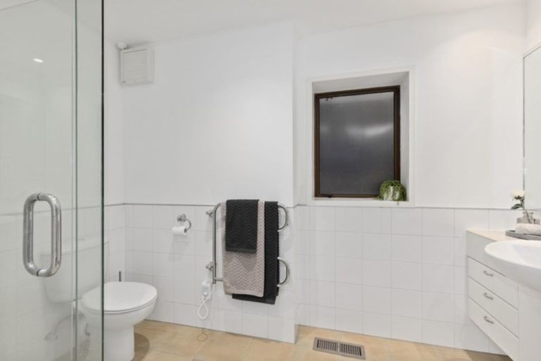 Photo of property in 3 Walter Road, Lowry Bay, Lower Hutt, 5013