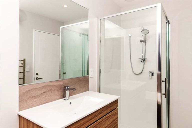 Photo of property in 17 Allied Road, Halswell, Christchurch, 8025