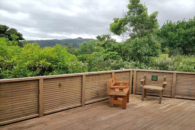Photo of property in 17a Blue Mountains Road, Silverstream, Upper Hutt, 5019