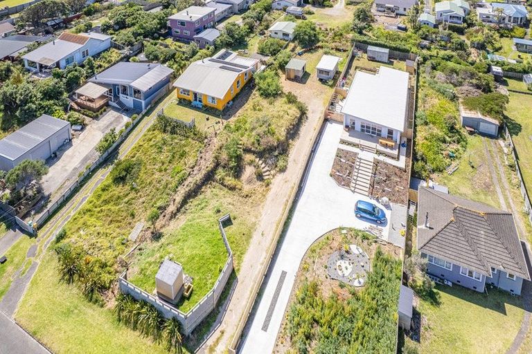 Photo of property in 62a Karaka Street, Castlecliff, Wanganui, 4501