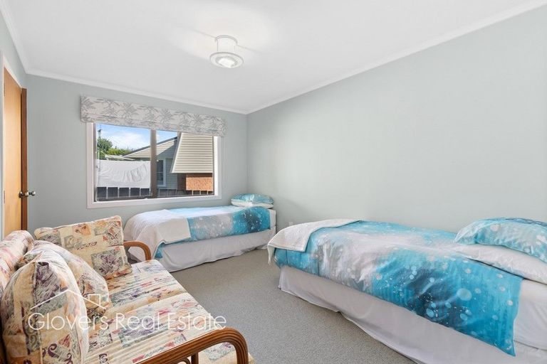 Photo of property in 2/169 Titirangi Road, New Lynn, Auckland, 0600