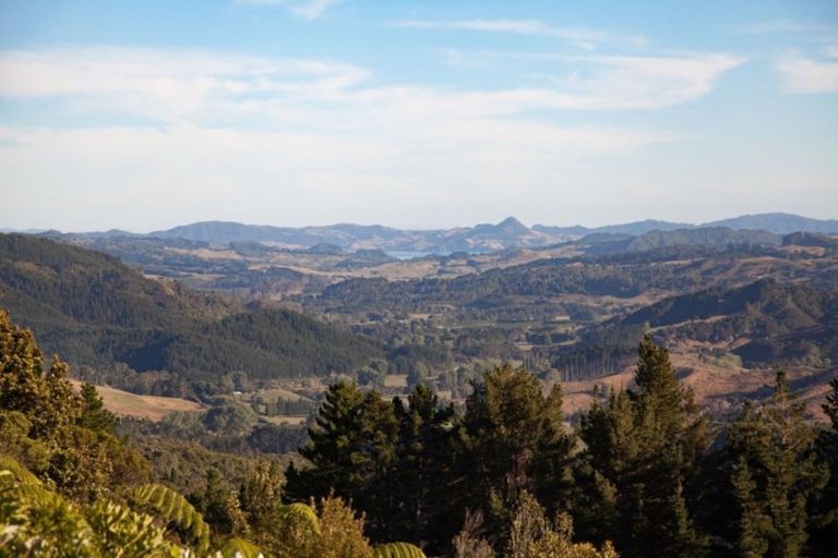 Photo of property in 50f Paul Road, Whenuakite, Whitianga, 3591