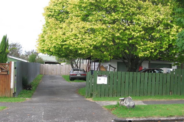 Photo of property in 2/56 Woodglen Road, Glen Eden, Auckland, 0602
