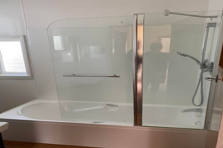 Photo of property in 4 Goodson Place, Hawera, 4610