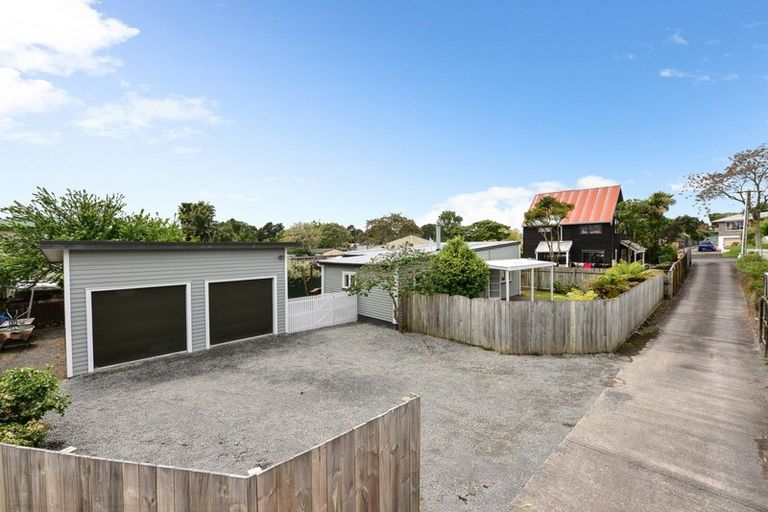 Photo of property in 20 Kiwi Avenue, Forest Lake, Hamilton, 3200