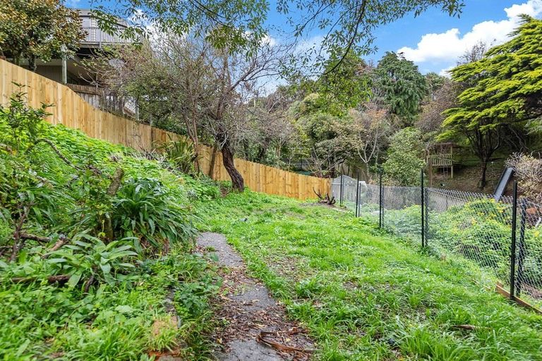 Photo of property in 14 Grays Road, Plimmerton, Porirua, 5026