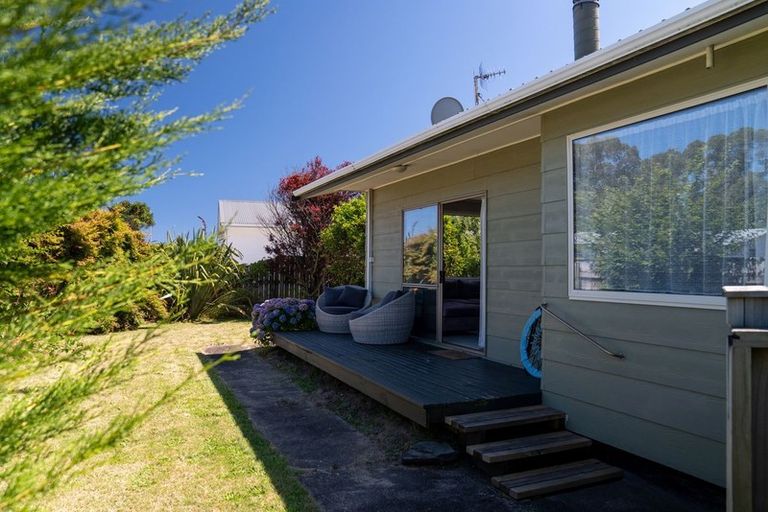 Photo of property in 2a Elder Grove, Paraparaumu, 5032